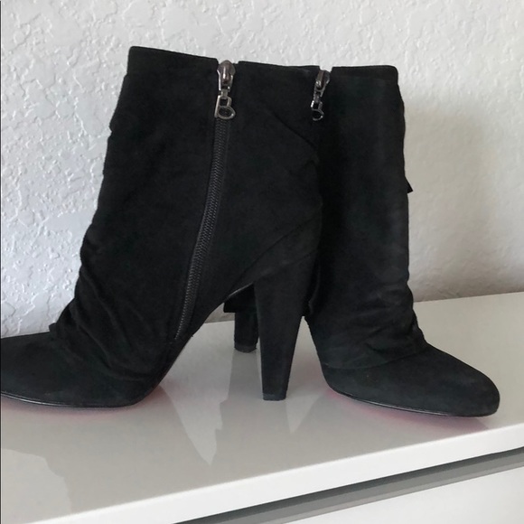 Chic Bebe black suede boots! - Picture 4 of 5